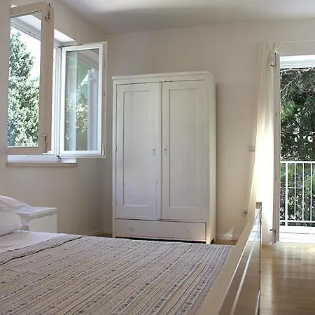 Suncana Gæstehus