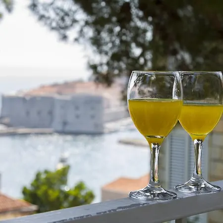 Πανσιόν Suncana Ντουμπρόβνικ